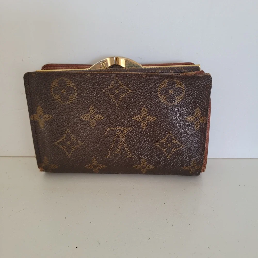 Louis Vuitton Monogram French Wallet Kiss Lock Bifold M61663 Brown TH0070